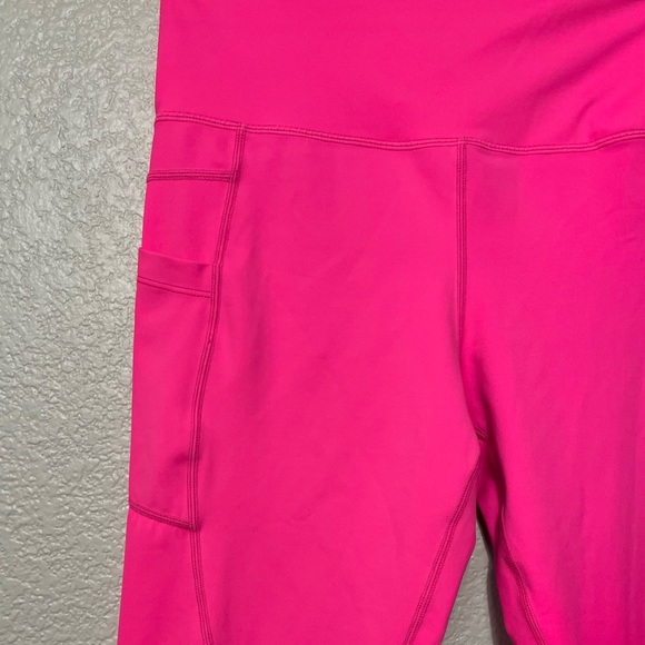 Zyia Active Pocket Light & Tight Capri Leggings Size M - Picture 6 of 9